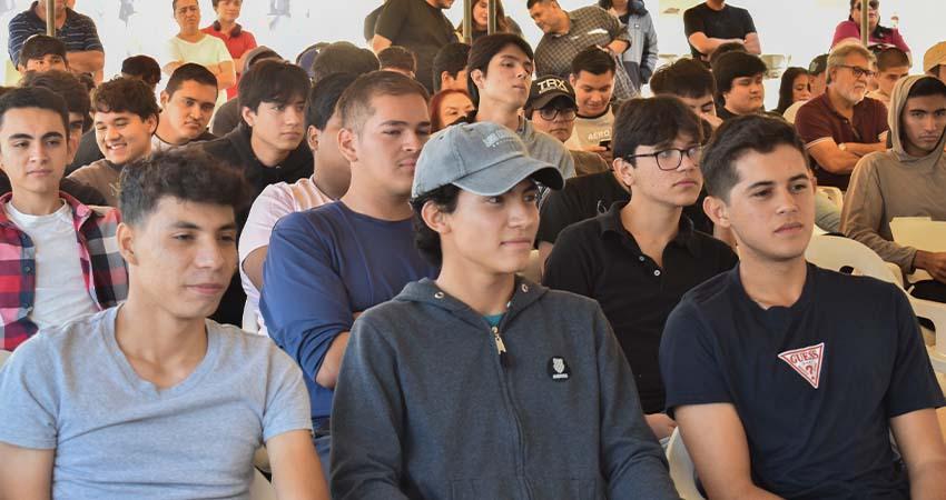 Participan 634 jóvenes el sorteo del servicio militar 2025