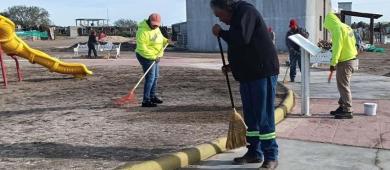 Servicios Públicos de La Paz refuerza labores de limpieza y mantenimiento en Puerto Chale