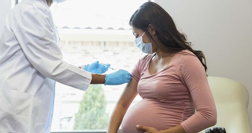 Llama la SSA a mujeres embarazadas para vacunarse contra influenza