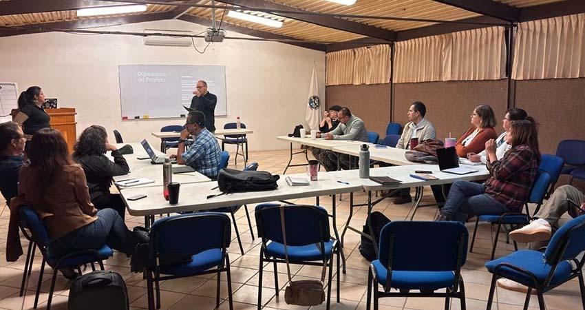 Imparten curso sobre Responsabilidad Social Universitaria en extensiones académicas de la UABCS