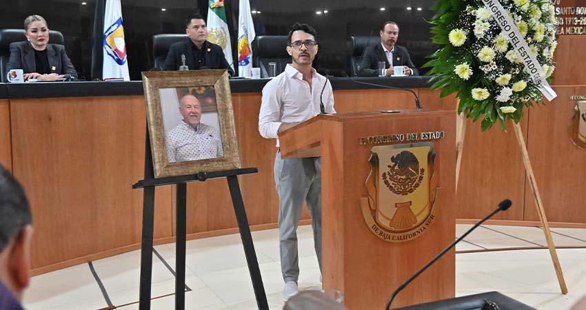 Despiden en el Congreso del Estado a Héctor Edmundo “Mundo” Salgado Cota, formador de generaciones y referente sudcaliforniano