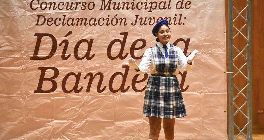 Realiza Ayuntamiento de La Paz, concurso de declamación juvenil