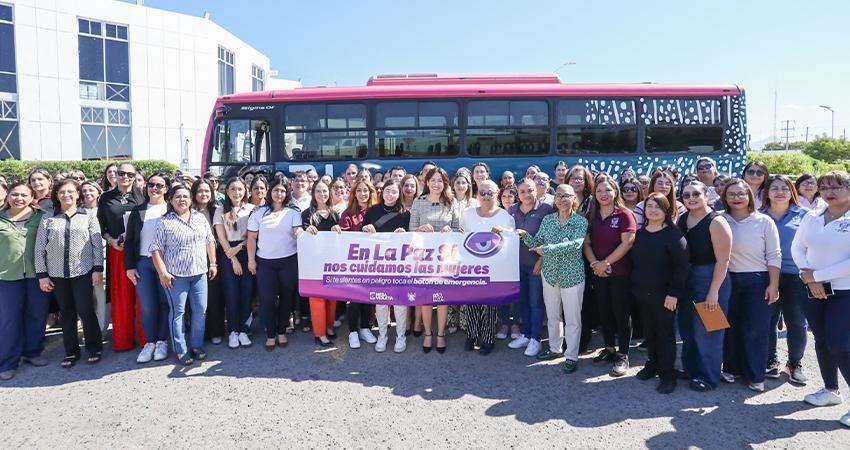 Milena Quiroga activa campaña en transporte público y consolida resultados: 100 mil atenciones a mujeres en La Paz