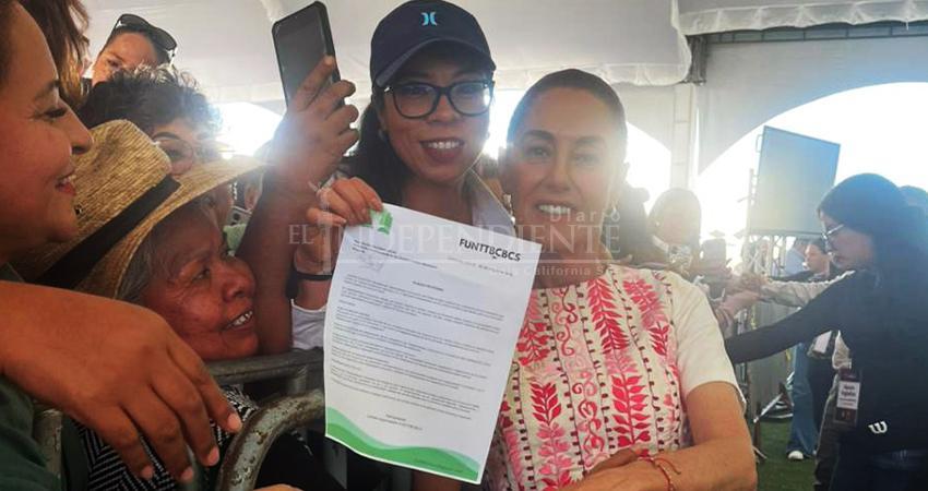 “Llevamos dos meses sin salario completo”; docentes de tebachilleratos comunitarios en BCS llevaron petición a Sheinbaum