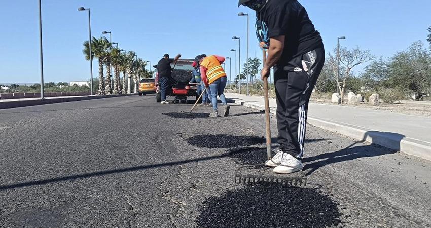 Atiende Servicios Públicos Municipales 111 reportes de baches a través de App La Paz