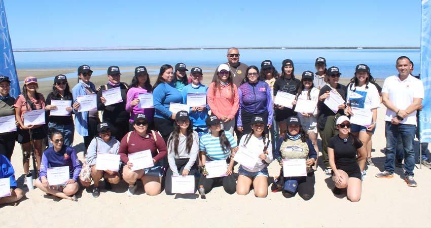 Gran participación en Primer Curso Básico de Pesca de Orilla para mujeres