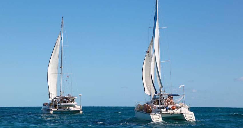 Marina busca dos veleros perdidos que llevaban ayuda humanitaria a Cuba