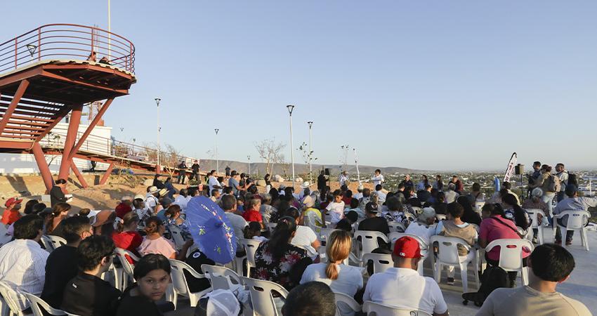 Inaugura Milena Quiroga mirador y reserva de agua en Colina de la Cruz