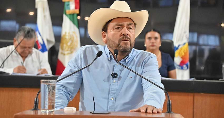 Propone diputado Venustiano Pérez frenar operativos arbitrarios contra vehículos polarizados y garantizar la aplicación correcta de la ley