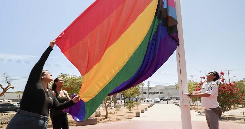 Refrenda Ayuntamiento de La Paz su compromiso con la inclusión en el Día Internacional del Orgullo LGBTI+