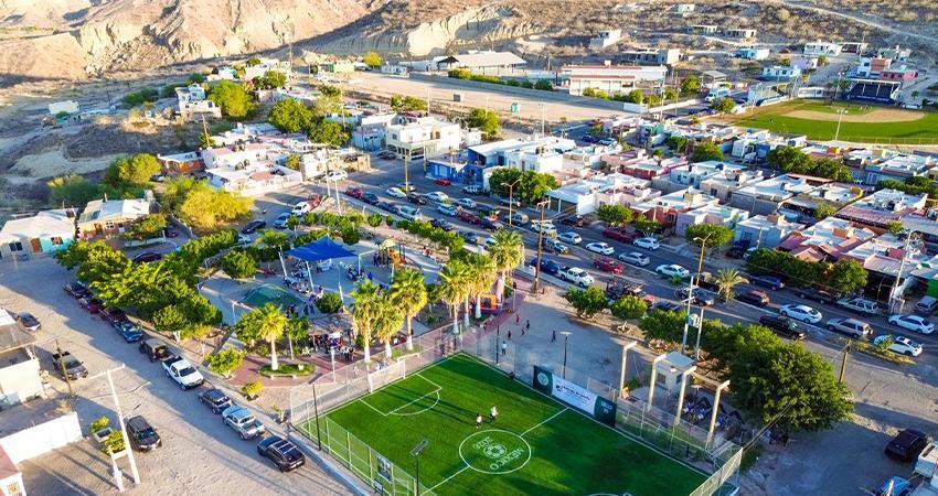 Entregan en Mulegé siete campos de fútbol como parte del programa mundial social