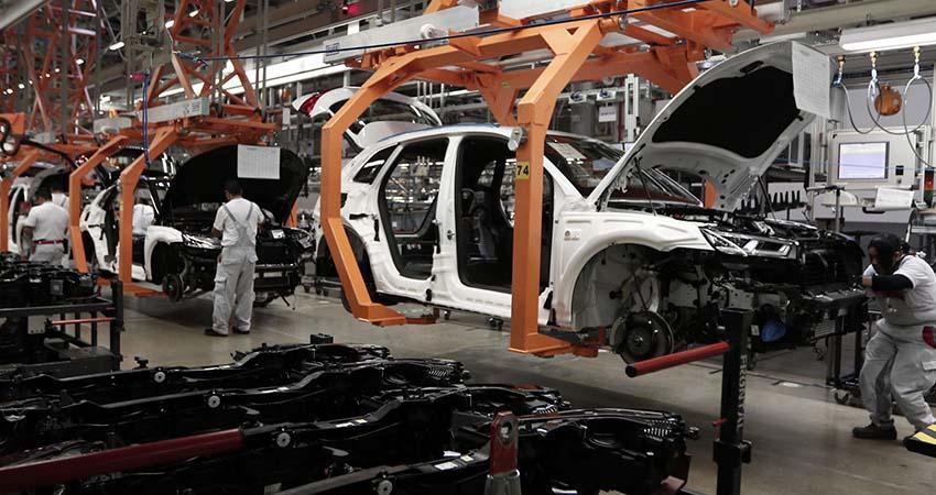 Industria automotriz mexicana urge acelerar renovación del T-MEC tras decisión de EE.UU.