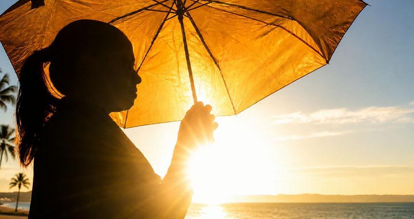 Llaman a la población a prevenir la deshidratación por las altas temperaturas