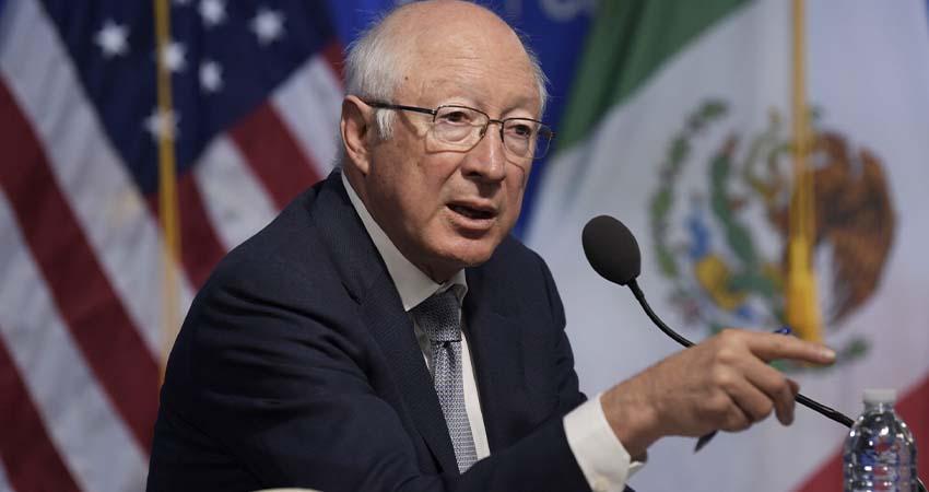 FGR acusa a Ken Salazar de violaciones graves a sus deberes diplomáticos