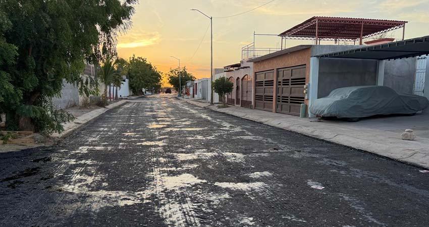 Avanza la obra de pavimentación en calle Villa Natalia de La Paz