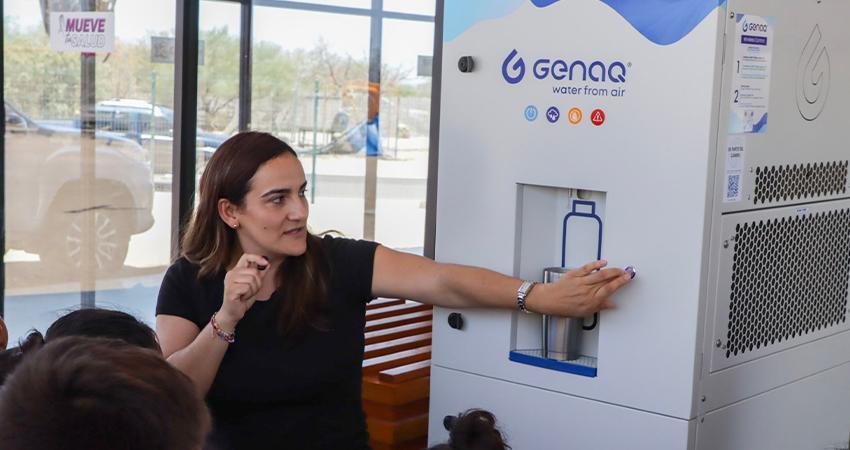 Gobierno Municipal de La Paz instala bebedero en CDM La Pitahaya