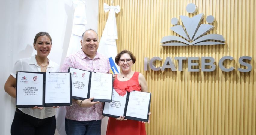 ICATEBCS y CBTIS 230 impulsan capacitación para estudiantes y docentes