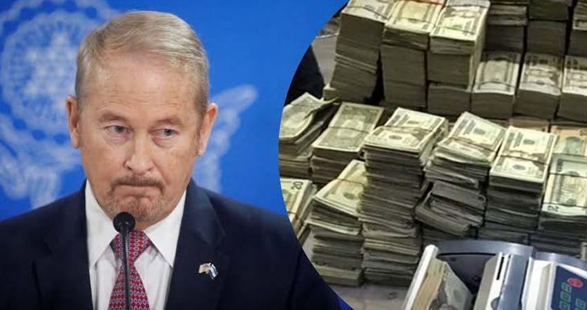 Ronald Johnson pide a México ir tras el dinero de los cárteles