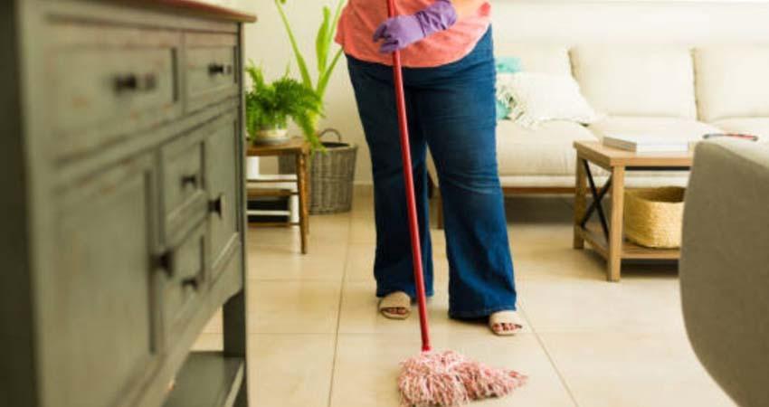 Solo 1% de trabajadoras del hogar tiene contrato: ONG