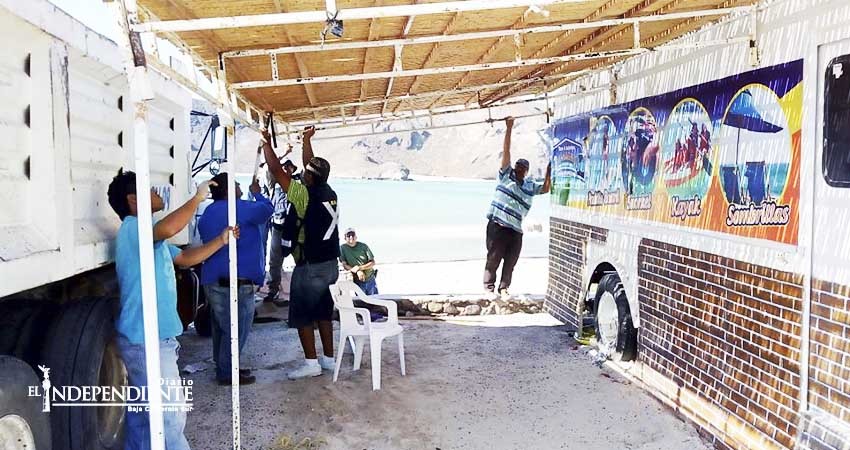 Retiran a vendedores ambulantes de playa Balandra