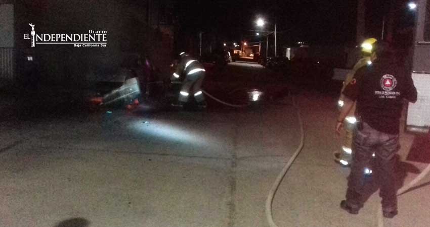 ¡Madrugada en llamas! cinco incendios de vehículo casi simultáneos en SJC 