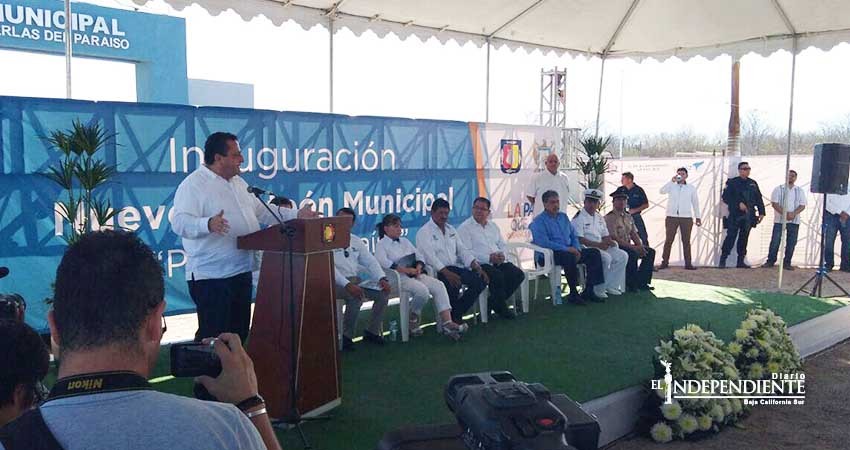 Inauguran Panteón Perlas del Paraíso en La Paz