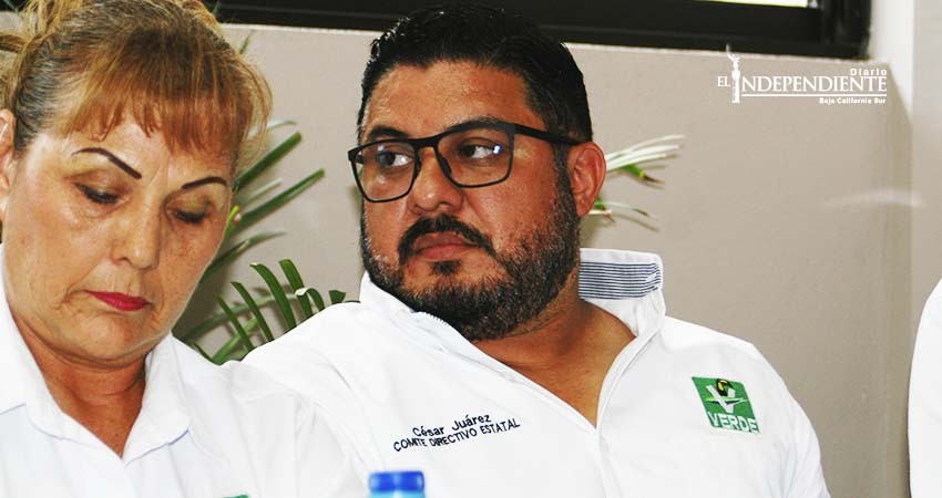 Delegado de Todos Santos dio permisos “ilegales” para vender alcohol: Regidor