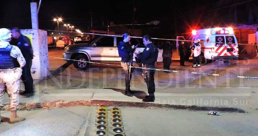 San José del Cabo, Baja California Sur.- En ataques armados ocurridos durante la noche de este martes en diferentes puntos de San José del Cabo, dos mujeres y un hombre fueron acribillados a balazos lo que elevó a 17 la cifra de homicidios vinculada a la ola de violencia durante octubre en el destino turístico de Los Cabos.