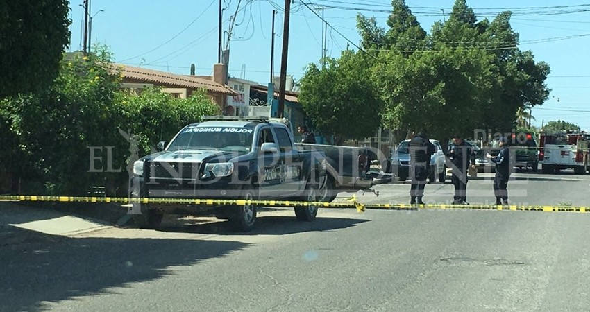 Le prendieron fuego a la camioneta del Subdirector Operativo de Seguridad Pública de Comondú