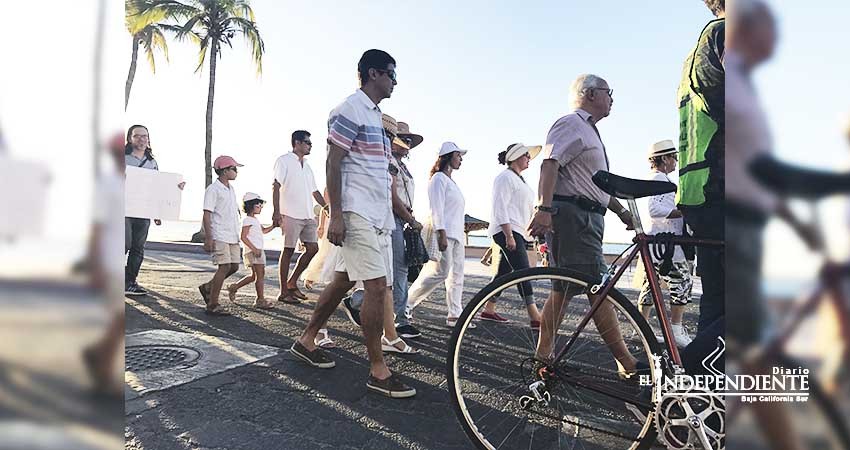 Realizan marcha por la paz de Baja California Sur