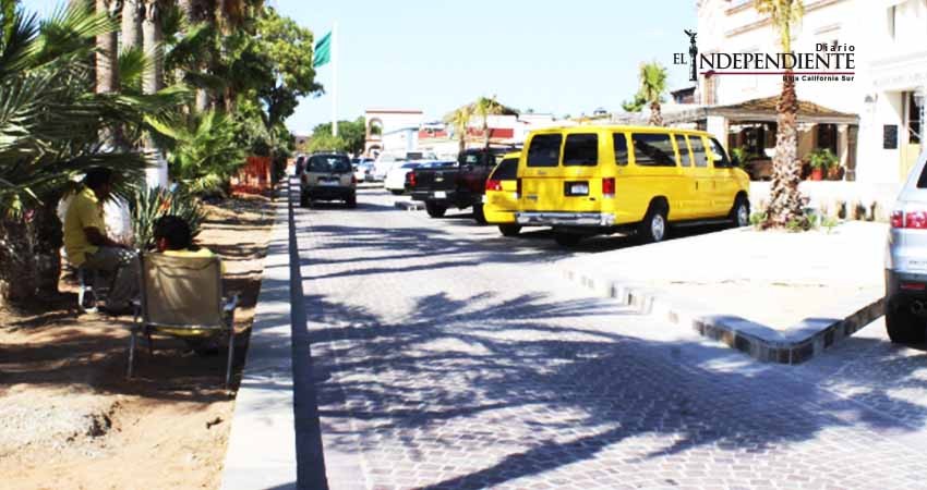 Comerciantes de centro josefino casi en quiebra por obras de Fonatur