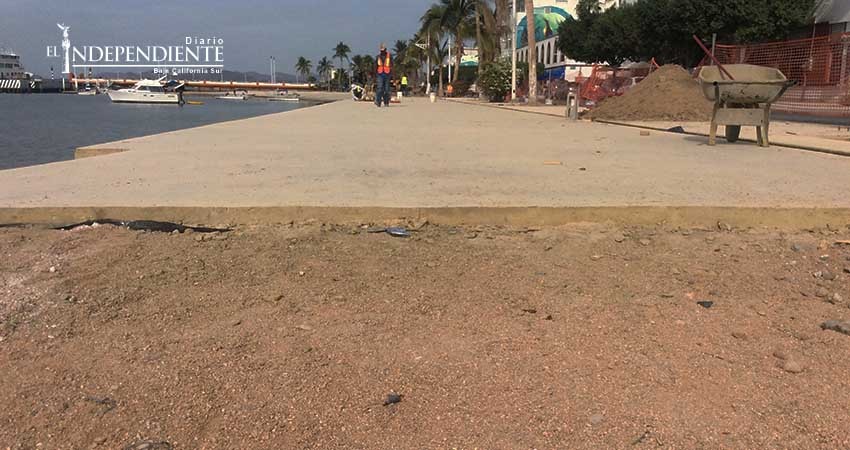 Denuncian mala calidad en remodelación del malecón de La Paz