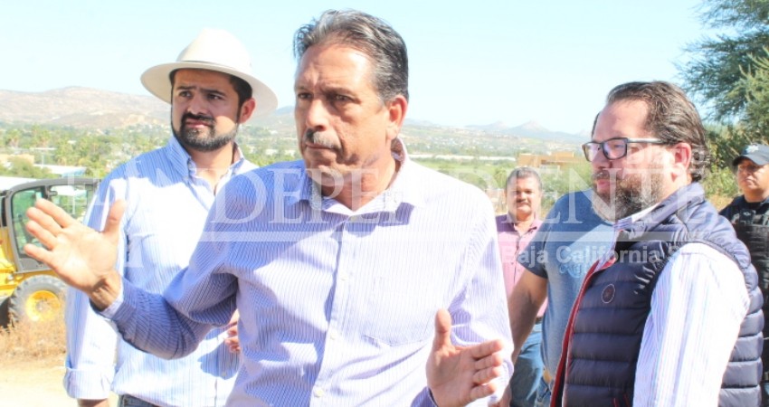 Acude el Ayto con fuerza pública para abrir calle que bloquearon en la 1ro de Mayo 