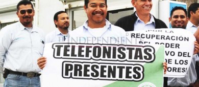 Se manifiestan trabajadores sindicalizados de Telmex en SJC