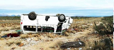 Una mujer sin vida y 6 lesionados tras volcadura de caravana de “Marichuy”