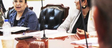 Regidor Flores Romero solicita 2da licencia temporal por 30 días y sin goce de sueldo