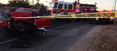 Muere conductor de auto al chocar contra autobús del transporte público en SJC