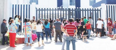 Violación a derechos humanos en el Cereso provocan motín; hieren a su director y dos internos más