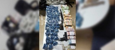 Inician carpeta de investigación por decomiso de efectivo, armas y droga