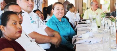 Candidatos y suplentes de PANAL invitados del Grupo Madrugadores de Los Cabos