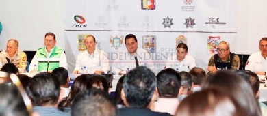 Llama gobernador a estar preparados para enfrentar efectos de la tormenta “Bud”