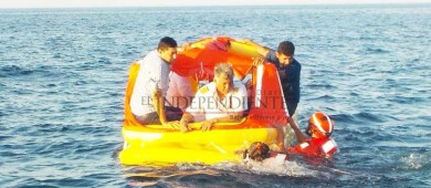 Marina Armada de México rescató a Pelayo y su tripulación tras amarizaje