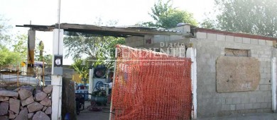 Pide reubicación habitante de invasión en Solidaridad Mezquitito