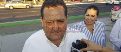 Dispuesto Gobierno de BCS a “revisión” de remodelación del malecón