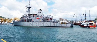 Llegan buques de la Armada Norteamericana al puerto de Cabo San Lucas