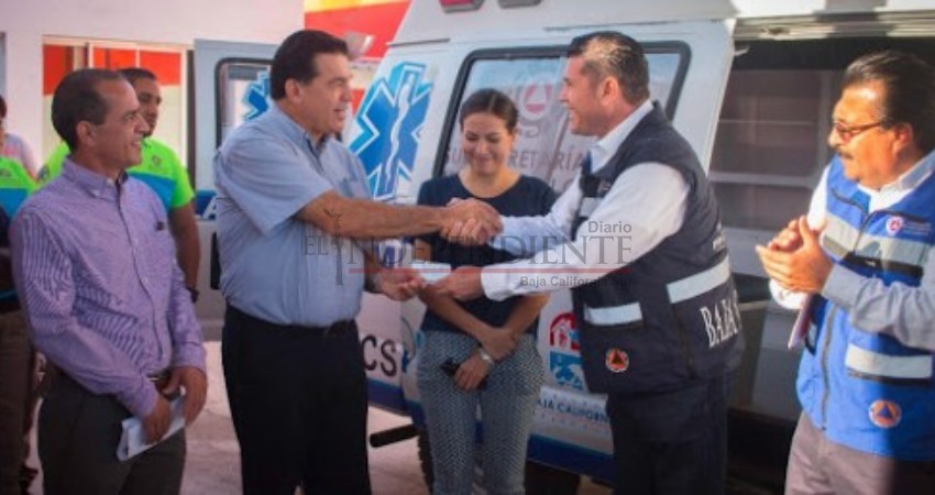 Queda “tirada” ambulancia recién entregada por Gobierno del Estado a Protección Civil Municipal