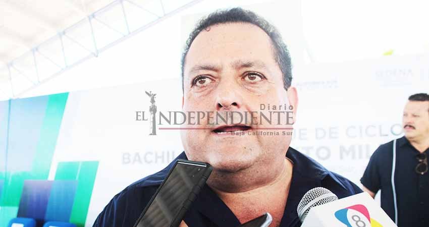 No hay recurso para instalar concreto hidráulico en las calles: Gobernador 