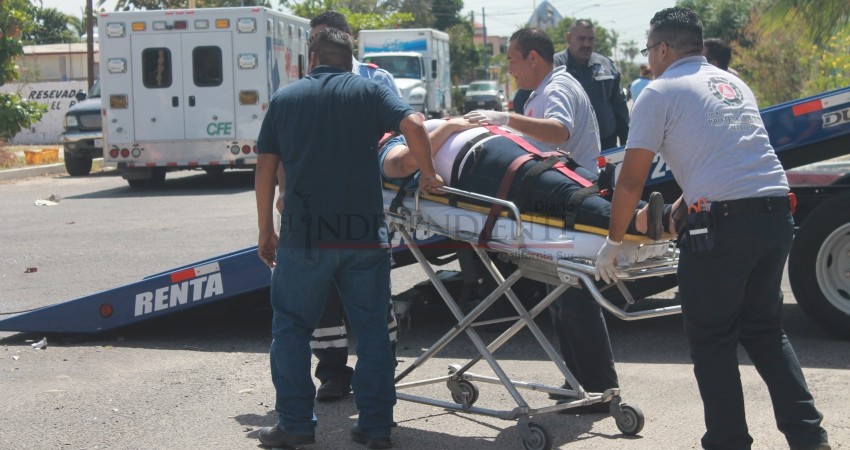 Denuncian déficit de ambulancias en La Paz 