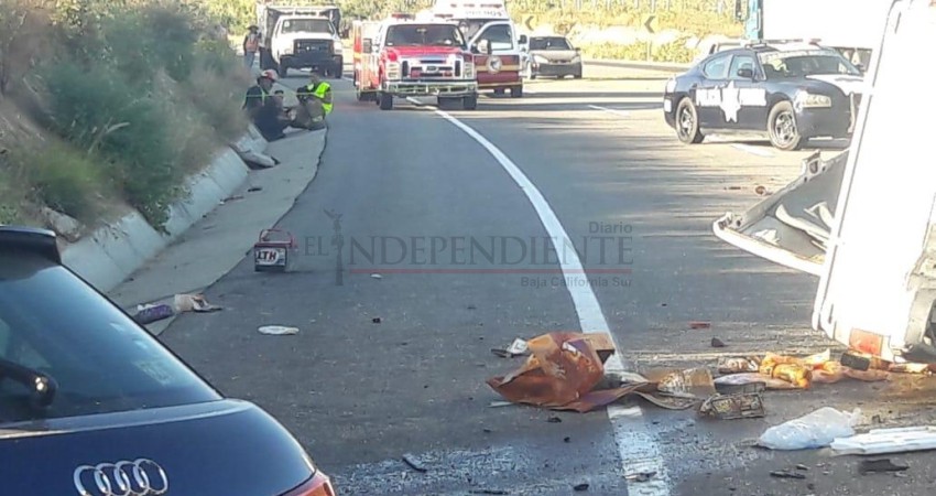 Dos muertos en choque frontal en Carretera CSL - Todos Santos