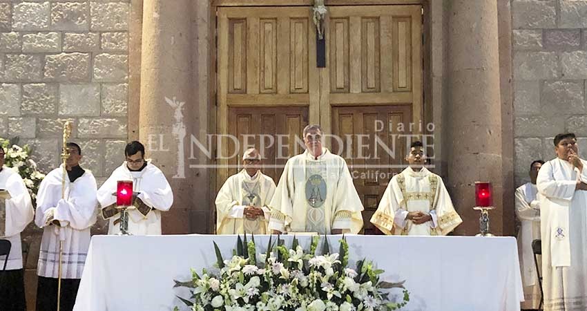 En La Paz, miles de ciudadanos marchan por la paz en la entidad